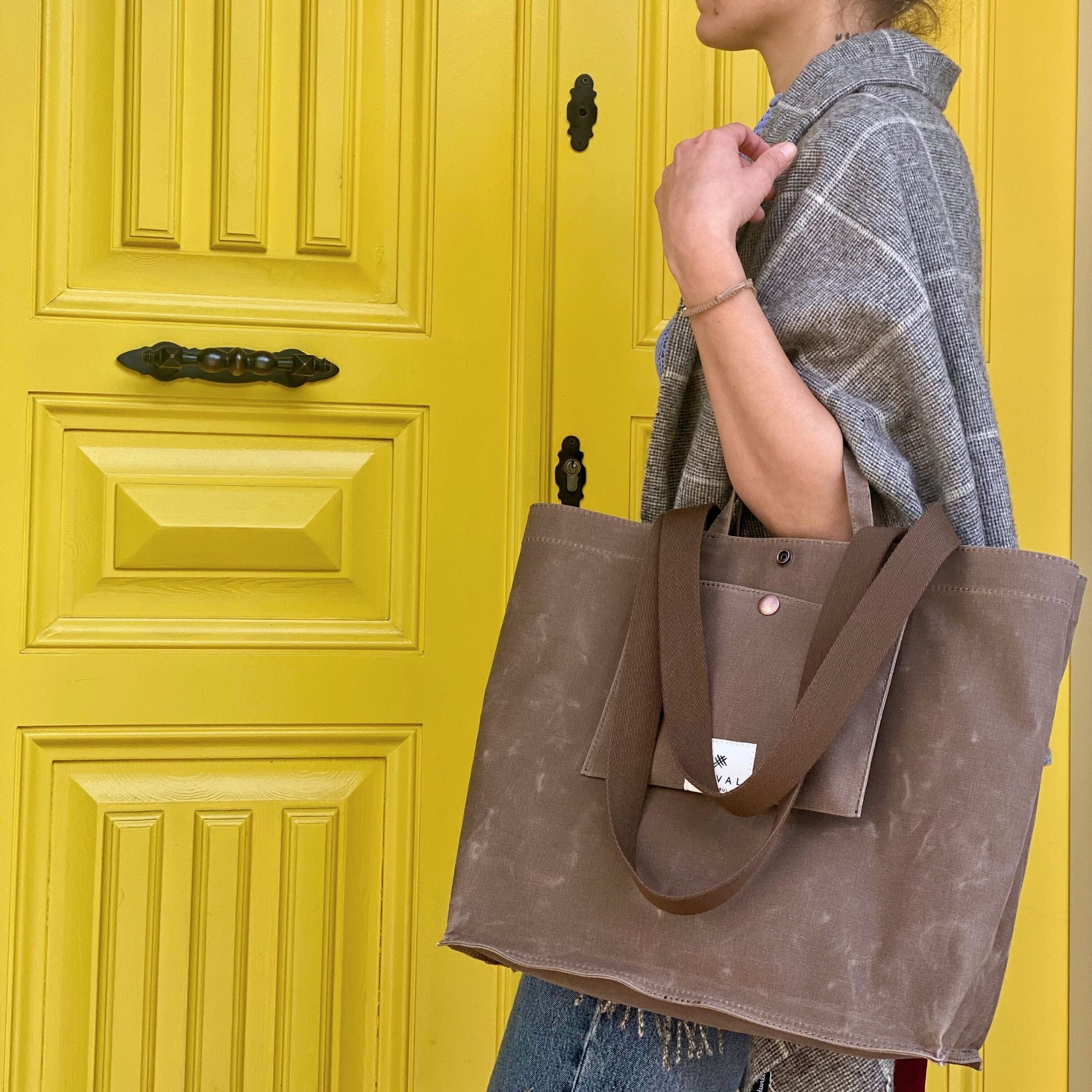PRE-ORDER ONLY No. 203 Medium Tote Wood(REVERSIBLE)