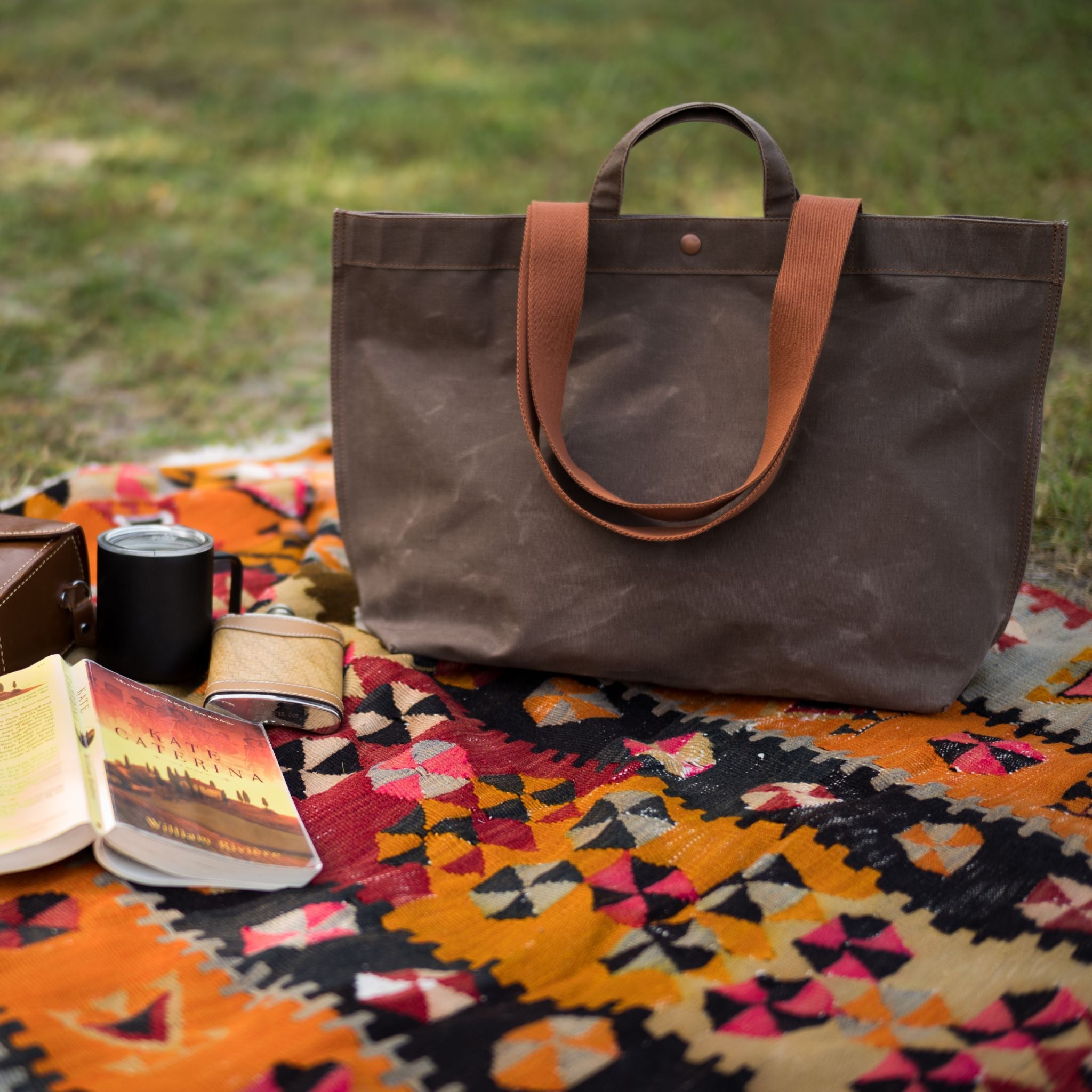 PRE-ORDER ONLY No. 204 Large Tote Tobacco (REVERSIBLE)
