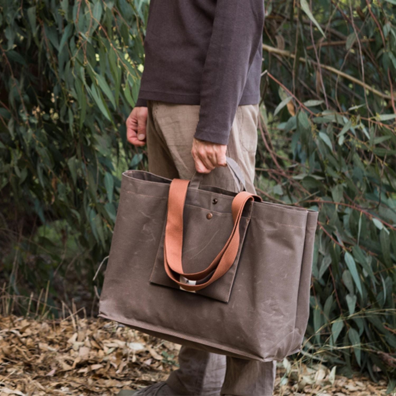 PRE-ORDER ONLY No. 205 XLarge Tote Tobacco (REVERSIBLE)
