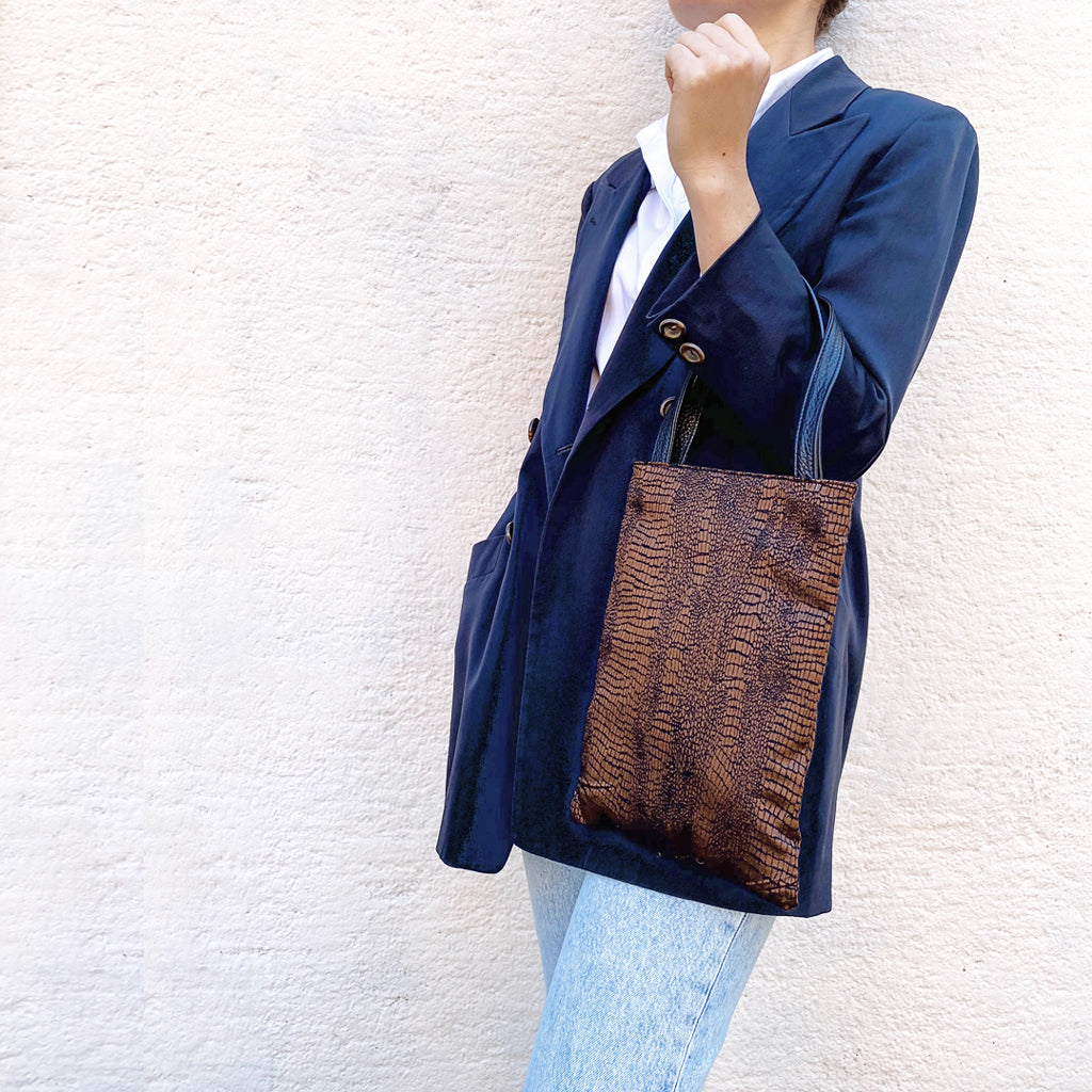 DISCO TOTE Python print