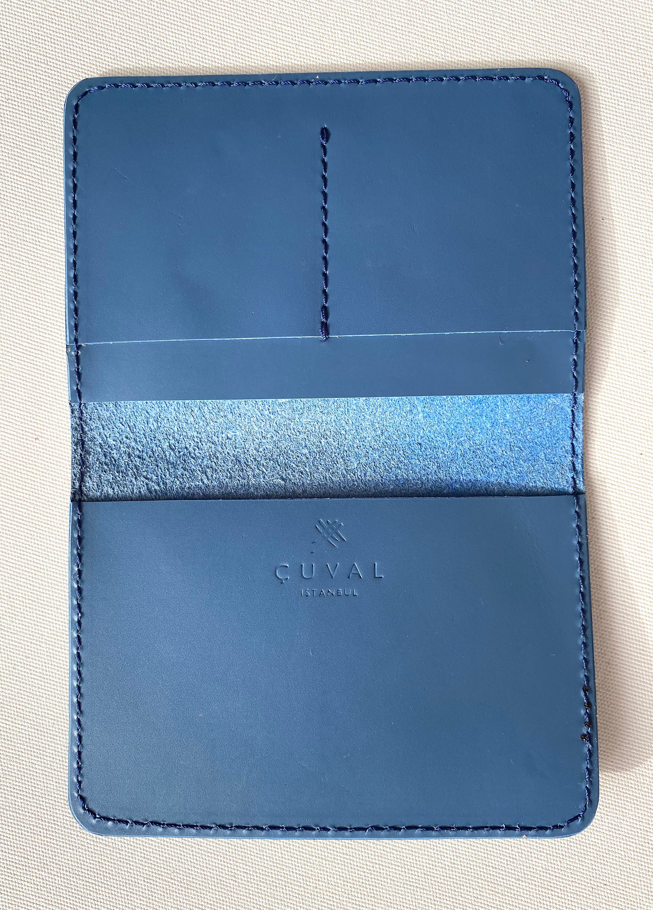 PASSPORT HOLDER  BLUE// BLUE